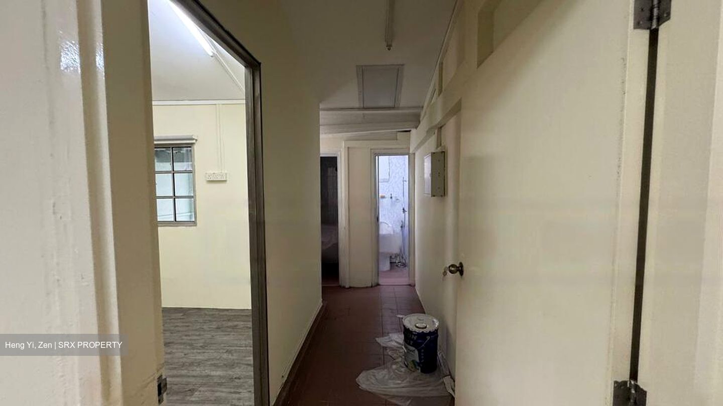 Jalan Besar (D8), Office #450951041